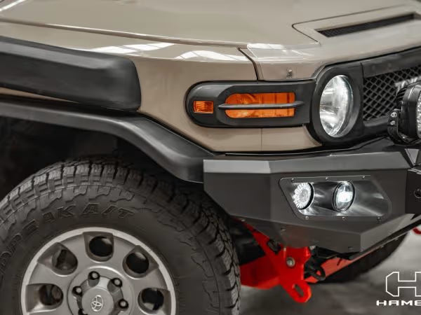 King Series Bull Bar for Toyota FJ Cruiser (2011–2016) by Hamer 4x4 – Heavy-Duty Steel Front Bull Bar with Winch Compatibility and LED Lights
