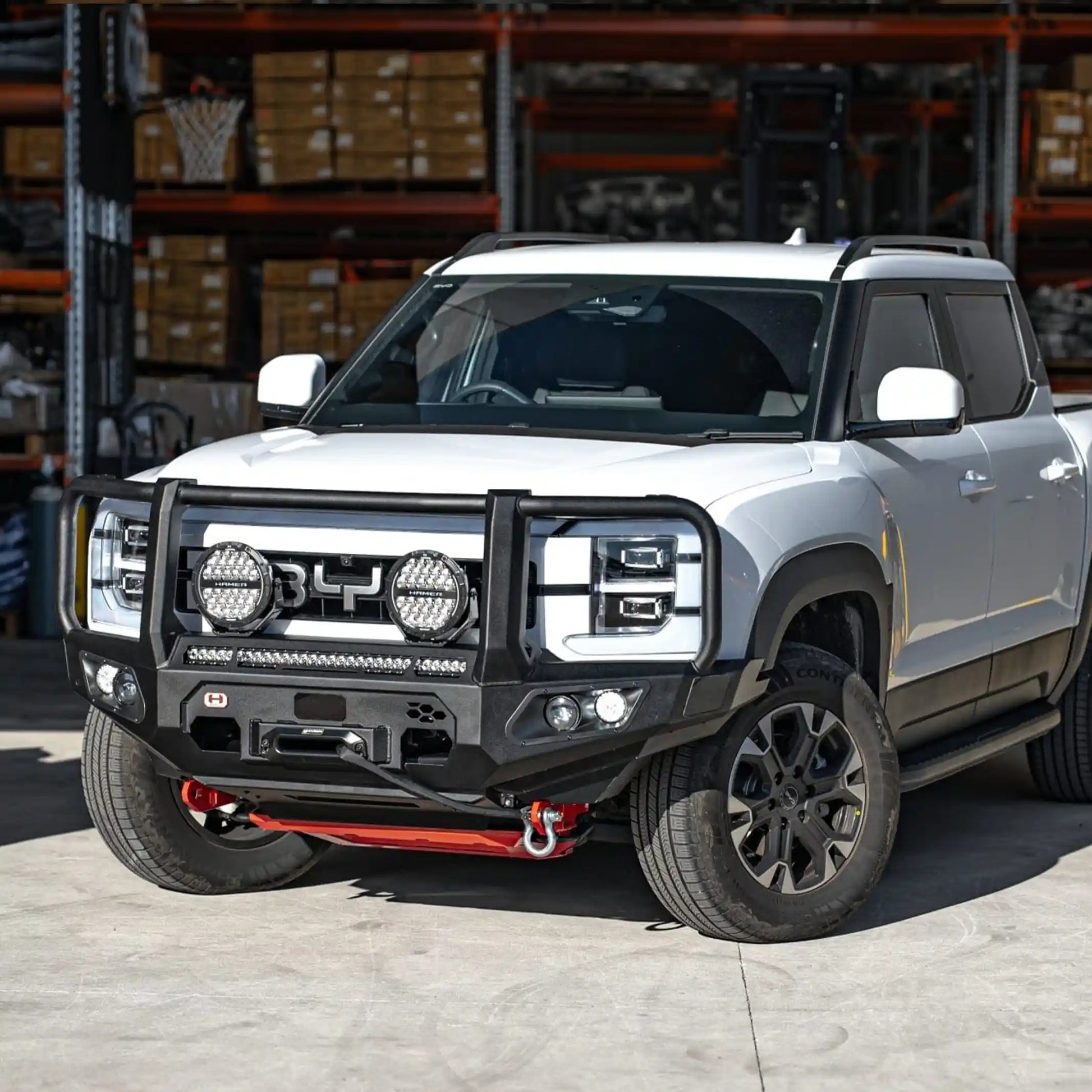 right side installed view of byd shark 6 fitted with hamer king series plus bull bar featuring antenna mounts winch compatibility and aggressive styling elevated 4x4