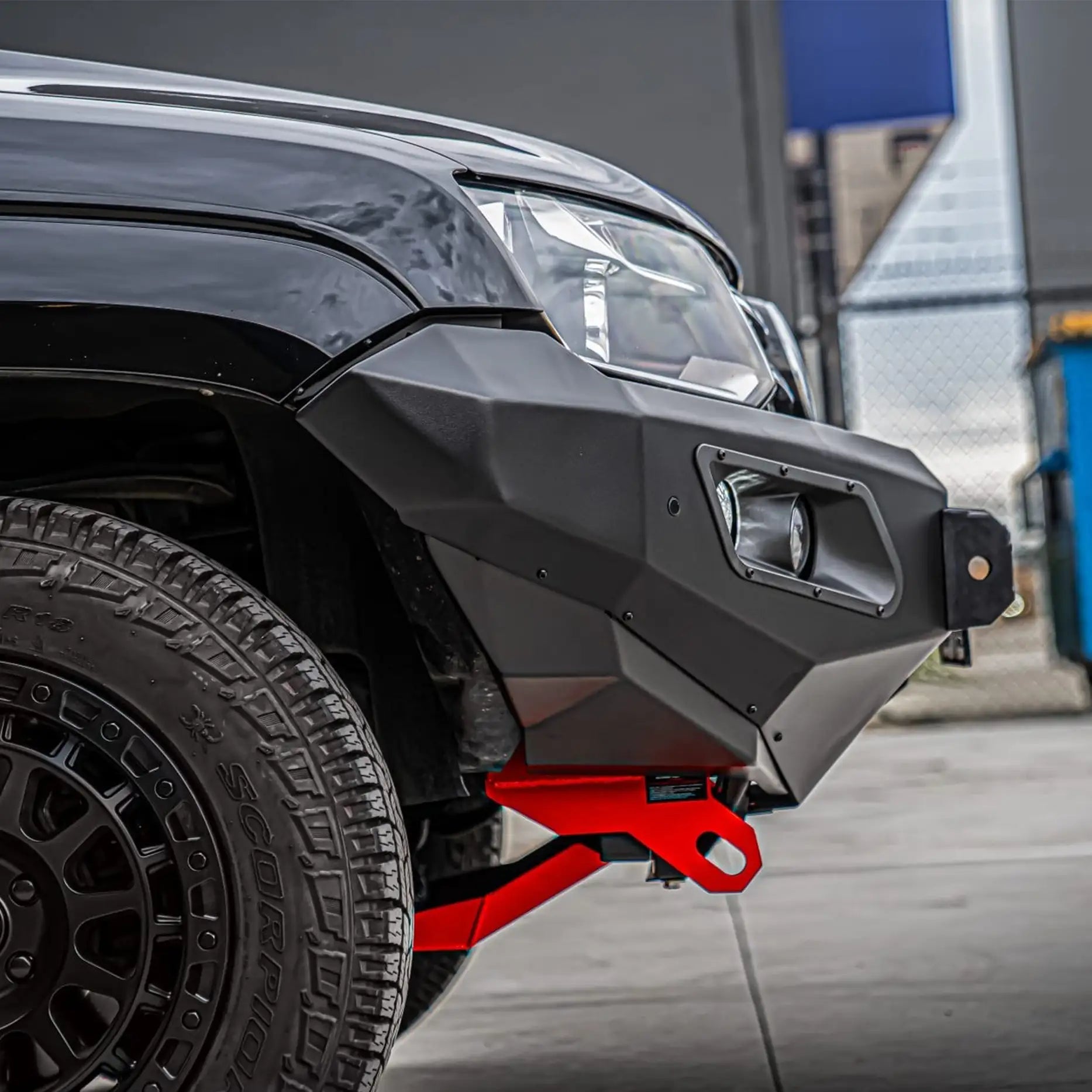 Left-side view of Volkswagen Amarok (2010–2022) equipped with Hamer King Series Bull Bar, highlighting rated recovery points and aerial mount options.