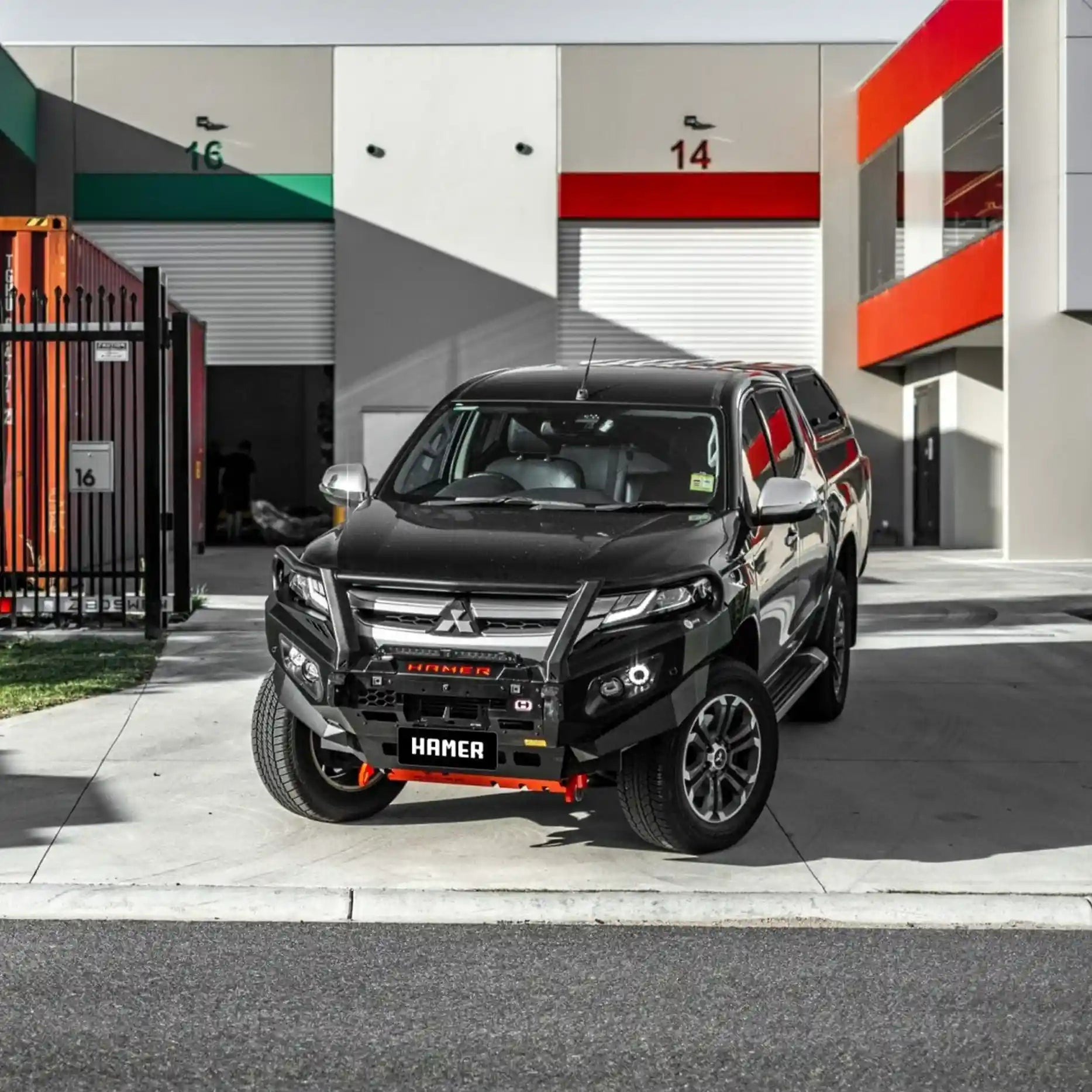 Right side view of Mitsubishi Triton MR 2018–Present with Hamer King Plus Bull Bar, premium 3mm steel construction and bold design.