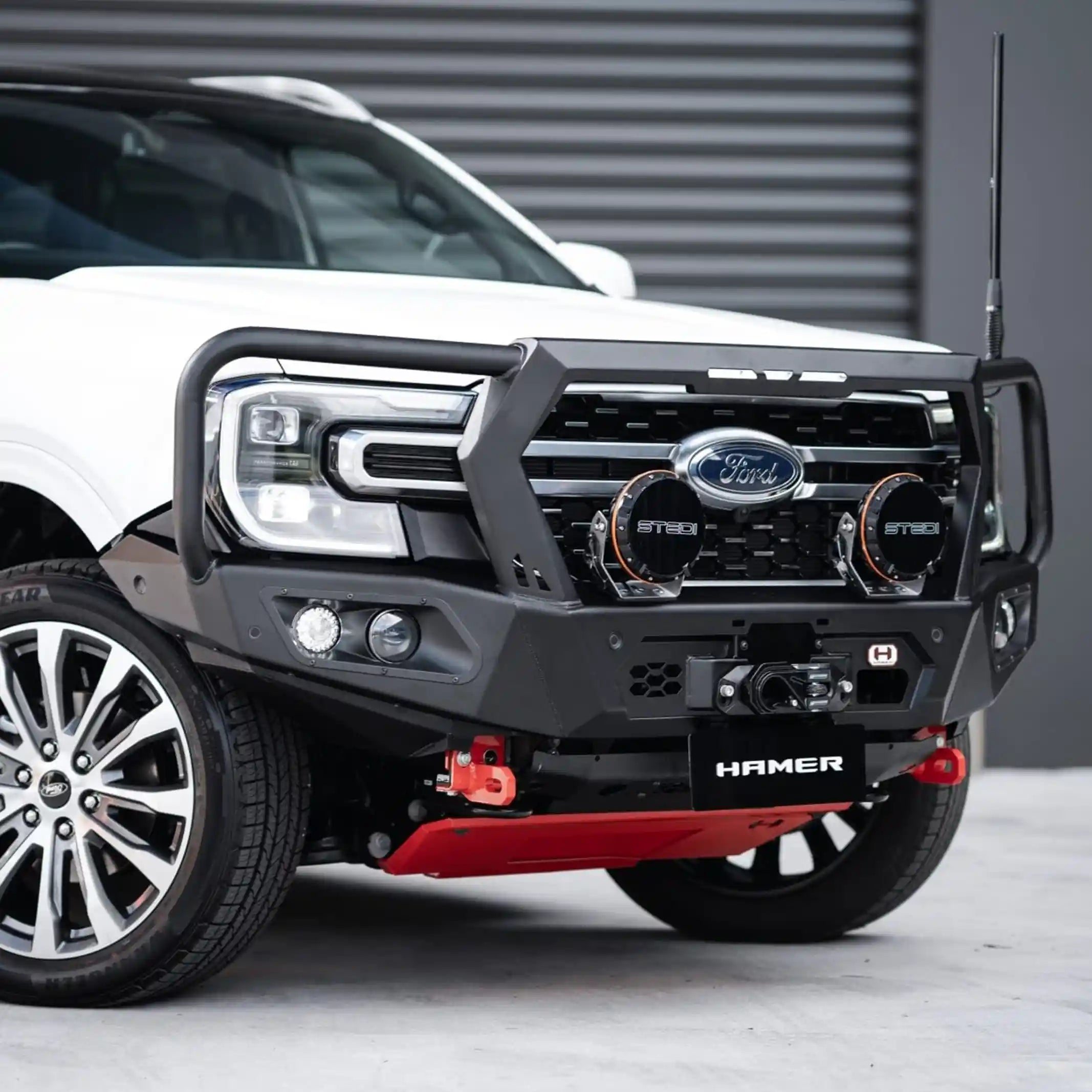 left side installed view of ford everest 2022 with hamer king series plus bull bar highlighting sleek integration radar compatibility and rugged styling elevated 4x4
