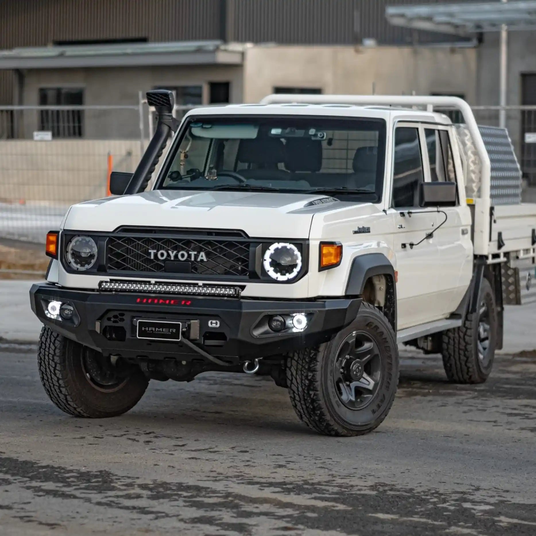Right side view of Toyota Landcruiser 70 Series (2023–Present) with Hamer King Bull Bar, rugged protection and modern integrated design.