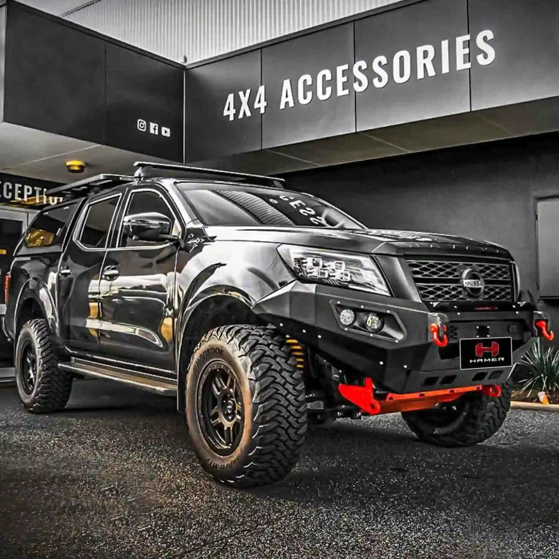 Left side view of Nissan Navara (2021–Present) with Hamer King Bull Bar, winch ready with matte black powder coat and E-Mark certified LED lighting.