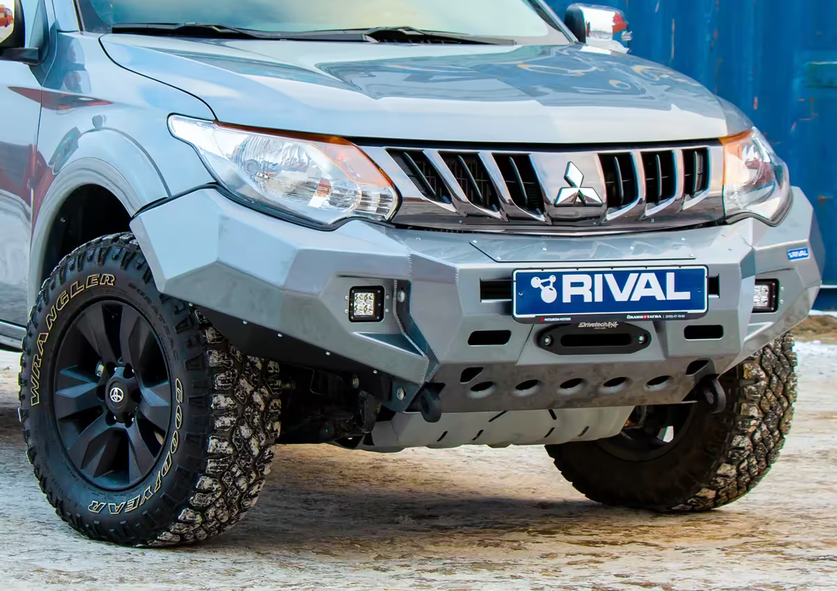 Mitsubishi Triton MQ 2015-2019 4x4 Aluminium Front Bar with RIVAL LED Fog Lights Set of 2 Shield