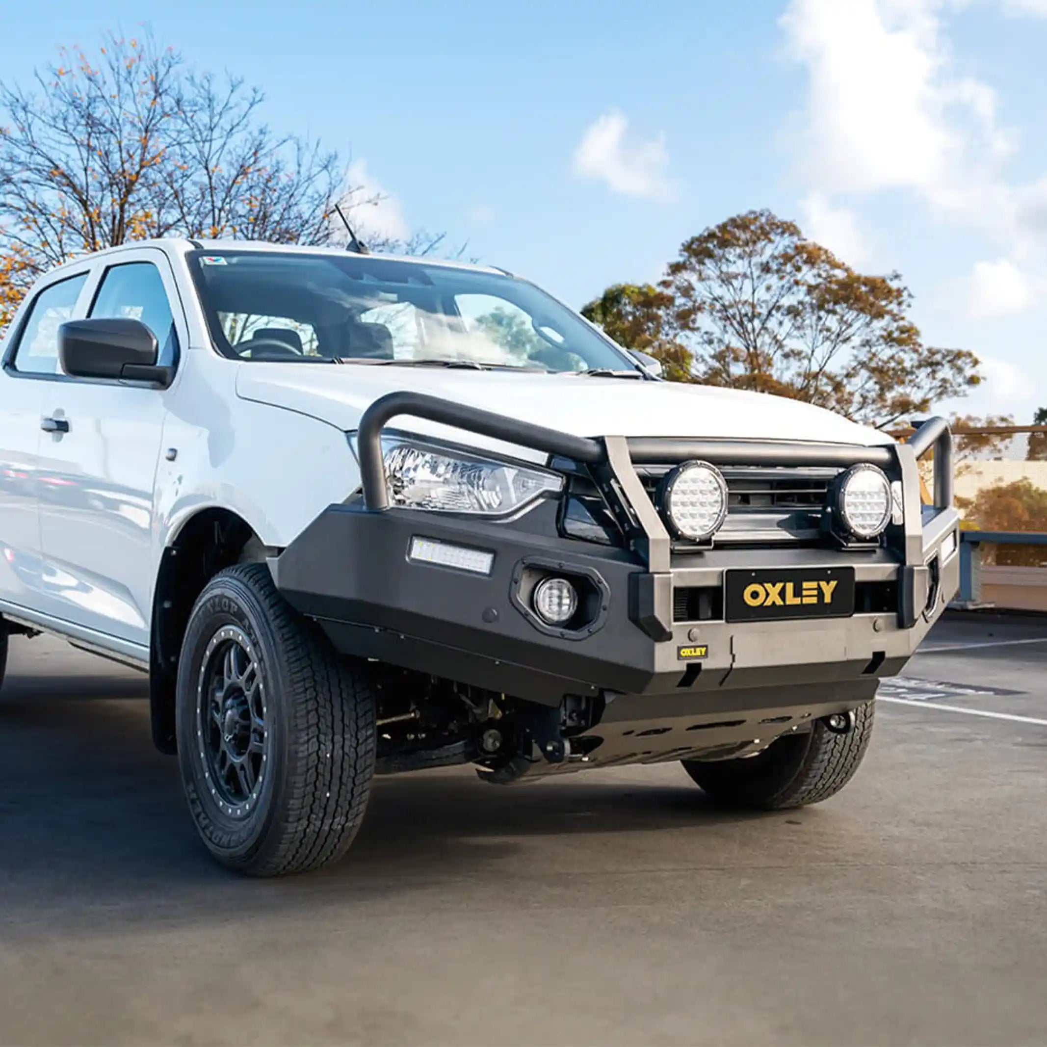 left installed oxley fleet bull bar on isuzu dmax 2020 onwards with winch ready design and high lift jacking points elevated 4x4