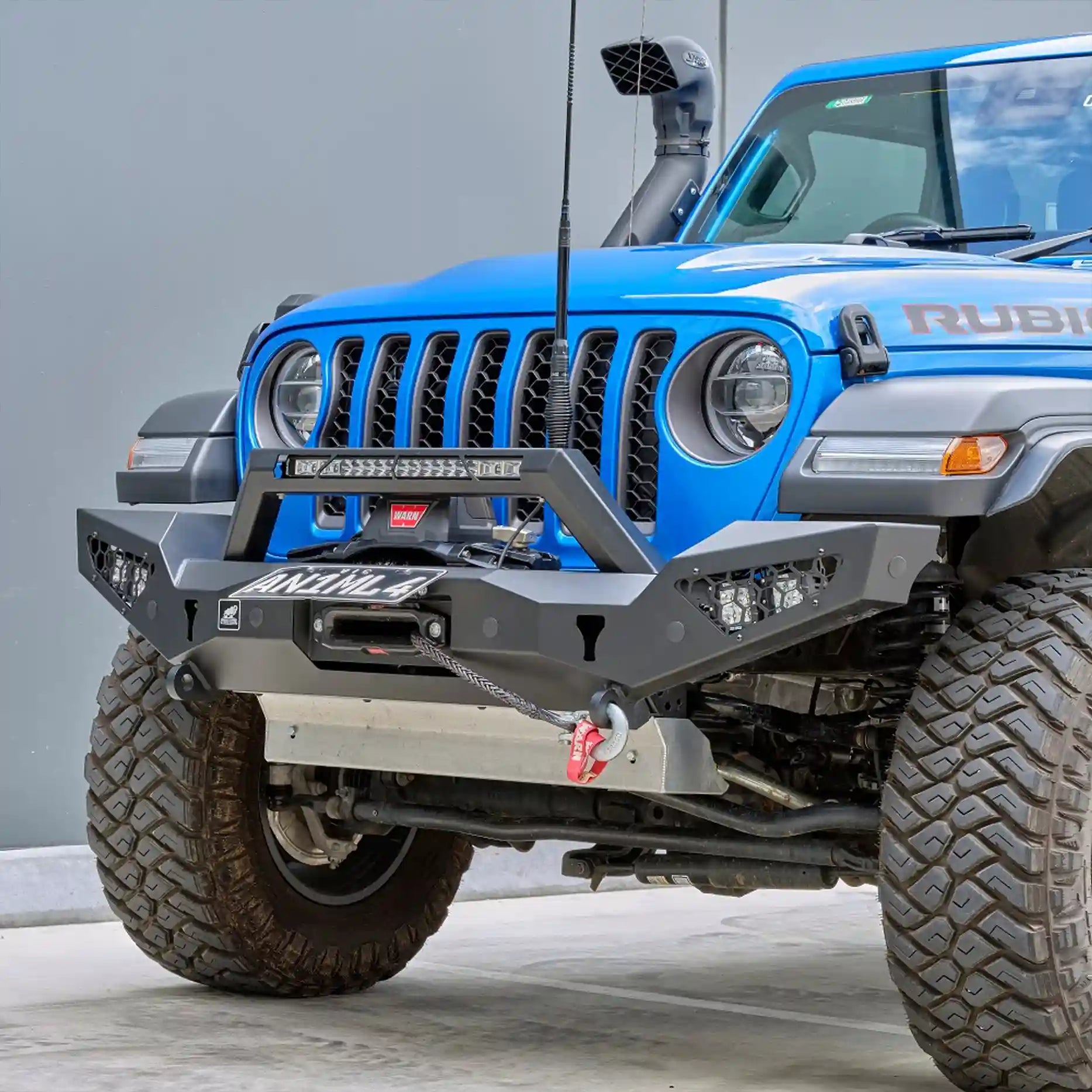 Right-side angled view of the Offroad Animal Predator Bull Bar in matte black, installed on a Jeep Gladiator 2019-on. Elevated 4x4 ensures precision fitment and unbeatable protection, helping Australian 4WD owners drive smarter and tougher.