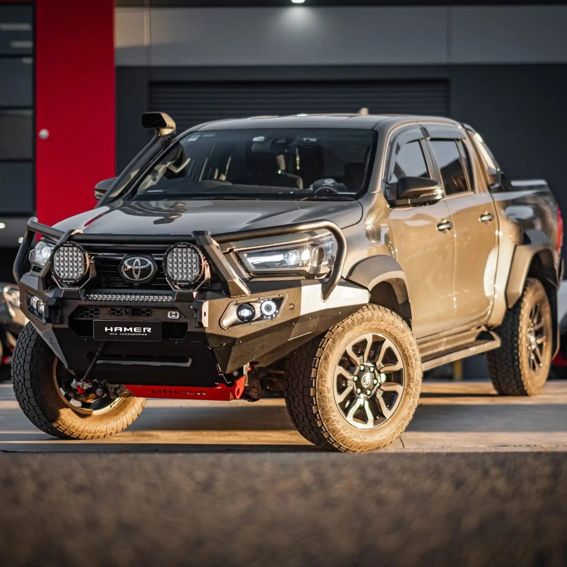 Right profile of Toyota Hilux Rogue (2022–Present) Hamer King Plus Bull Bar, showcasing E-Mark LED lights and robust off-road design.