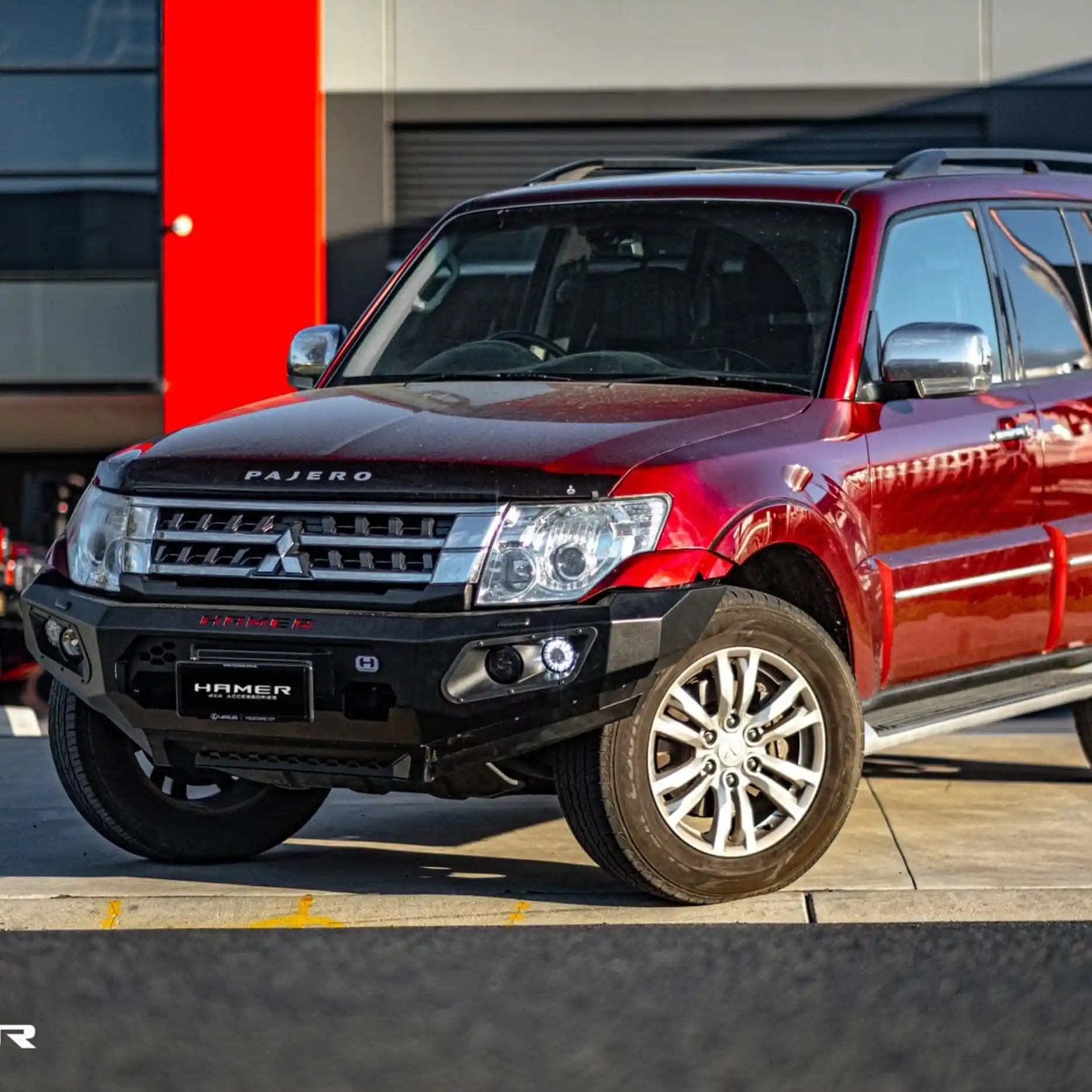 Right side view of Mitsubishi Pajero (2006–2021) with Hamer King Bull Bar, designed for durability, safety, and off-road protection.