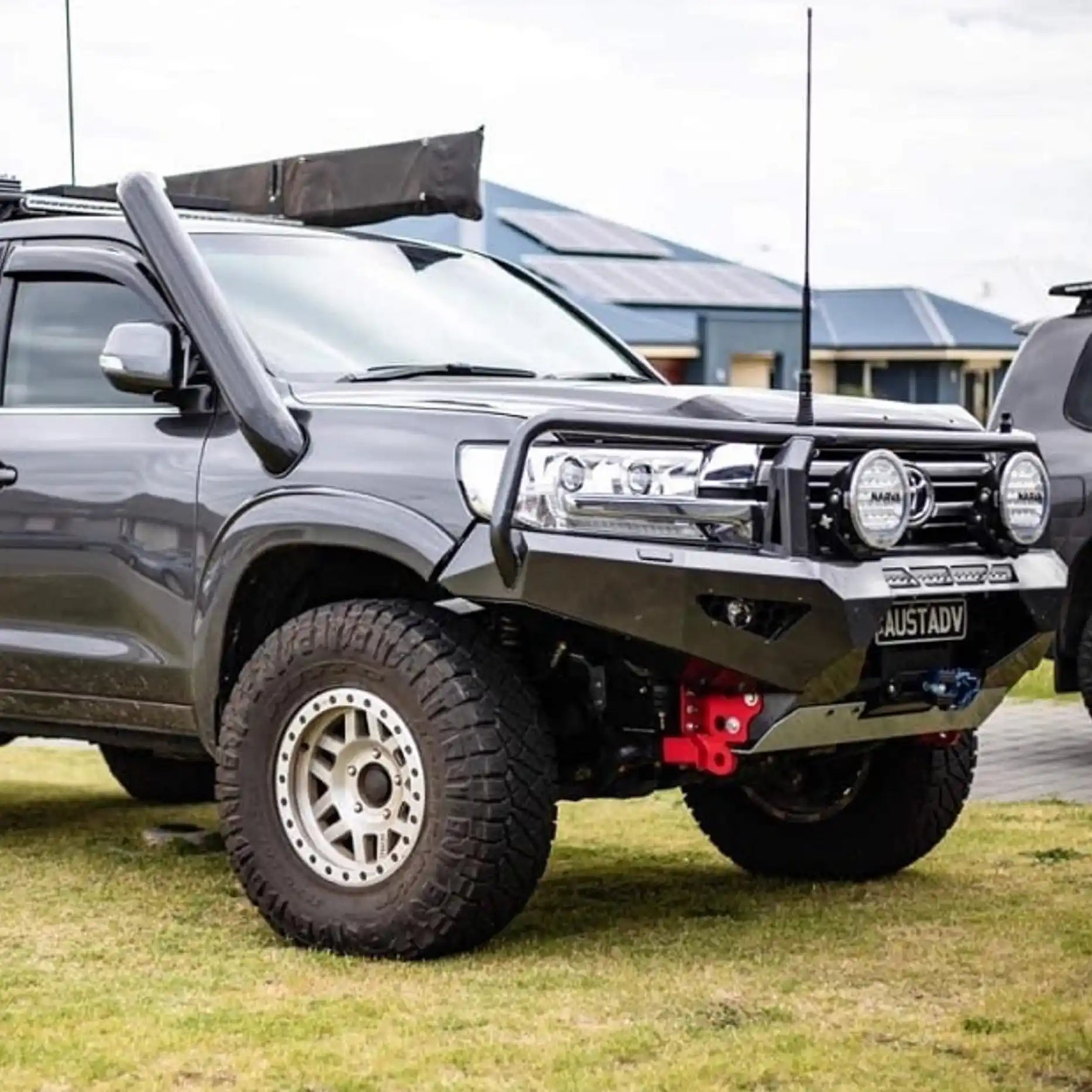 Close-up right detail of the Offroad Animal Toro Bull Bar on a Toyota Land Cruiser 200 Series, showcasing its mesh panels, hi-lift jacking points and durable zinc-plated finish. Installed by Elevated 4x4, this premium bar blends rugged toughness with aggressive style for 4WD owners across Newcastle and Nelson Bay.